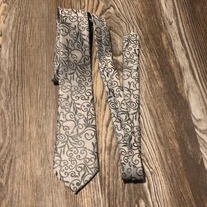 Silver printed silk neck tie